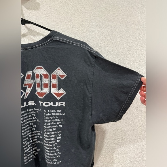 AC/DC 1980’s Tour Cropped Short Sleeve Americana Distressed Grey Shirt Size M/L - Picture 12 of 14
